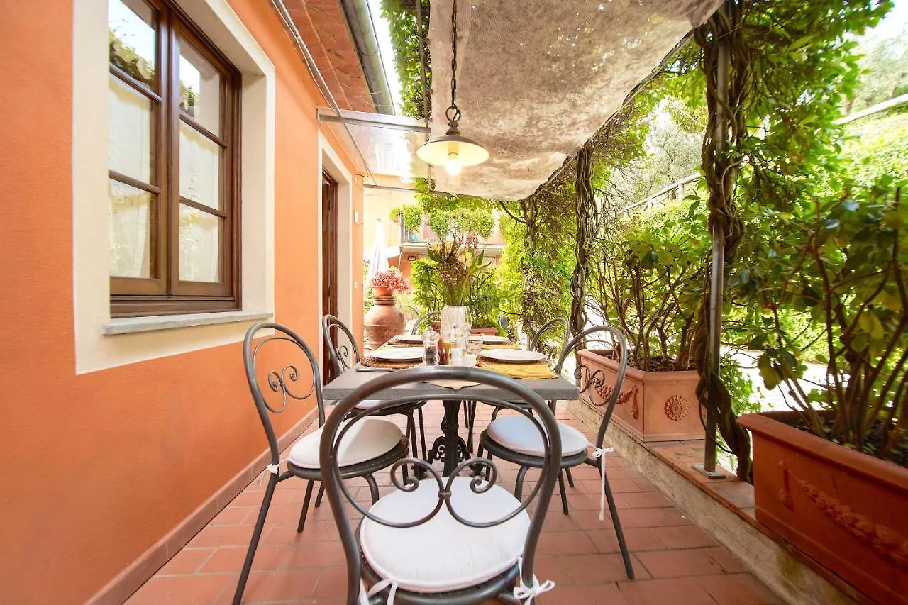 Casetta Di Butia, Gelsomino Apartment Borgo a Mozzano 0*,  Italien
